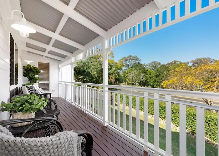 The Duchess - Stunning Hamptons Oasis With Pool | Winter Escape Deal | Stay Longer & Save | 1 June - 31 August